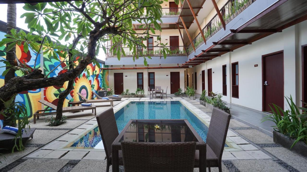 Reddoorz Near Legian Street Hotel ภายนอก รูปภาพ