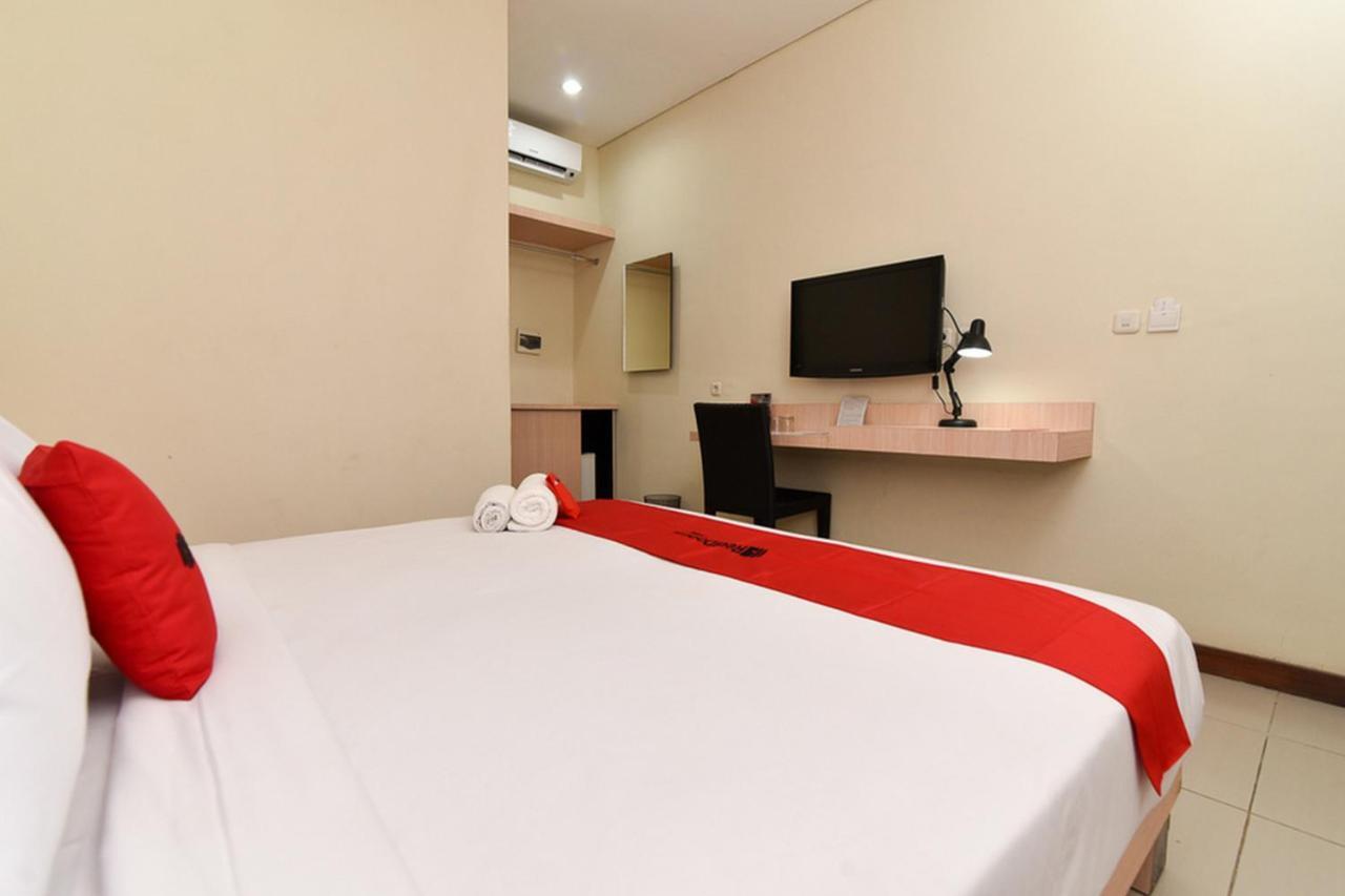 Reddoorz Near Legian Street Hotel ภายนอก รูปภาพ